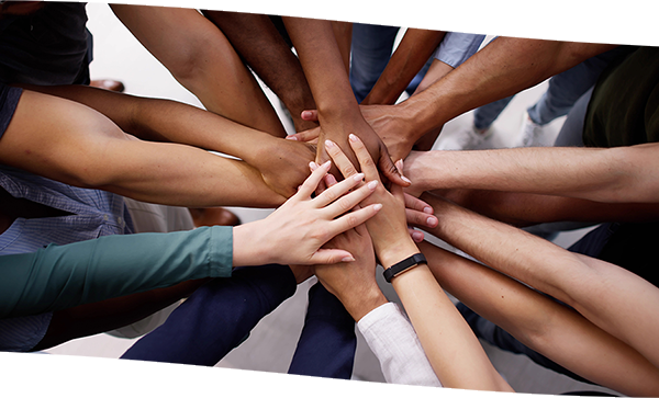 Smiles by Farr | Periodontal Treatment, Invisalign reg  and Emergency Treatment